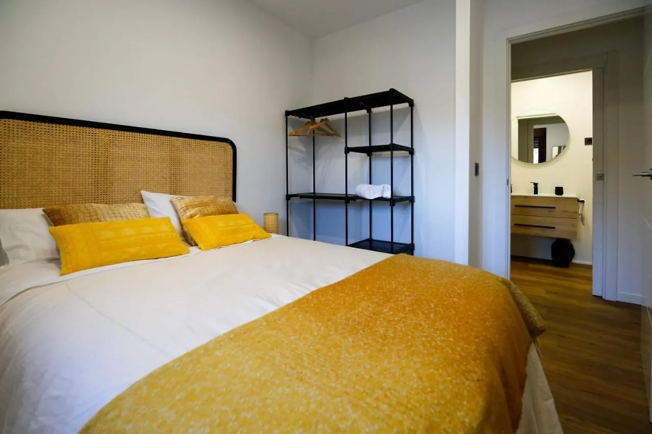דירות Zugaztieta La Casa Del Patio 0*,